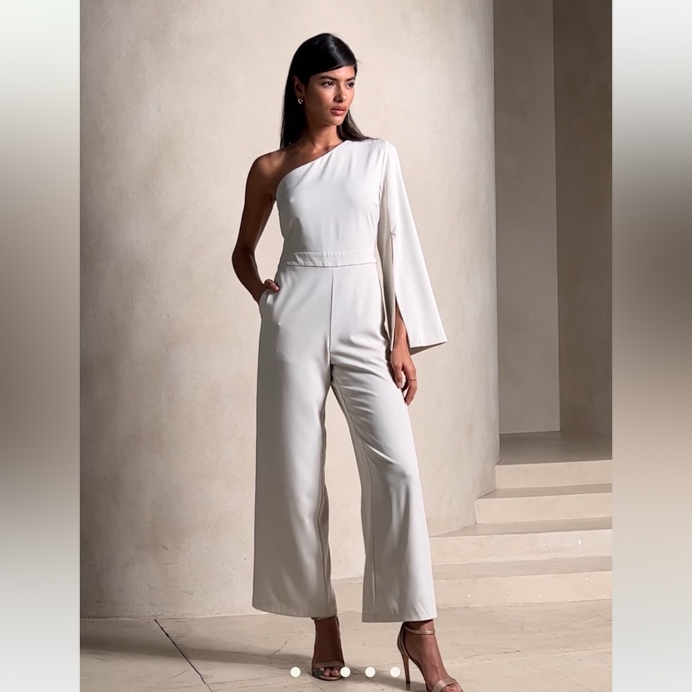 CREPE ONE-SLEEVE JUMPSUIT (Alabaster Tint)